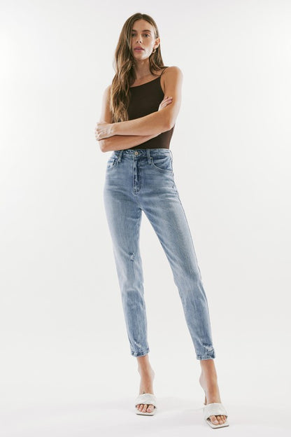 Ultra High-Rise Mom Jean