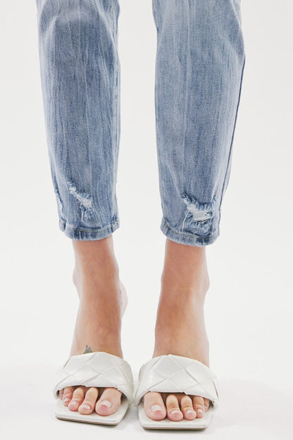 Ultra High-Rise Mom Jean