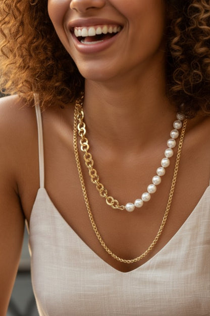 Asymmetric Pearl Necklace