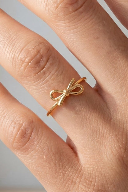 Dainty Bow Ring