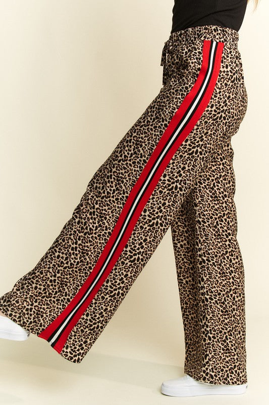 Contrast Leopard Pants